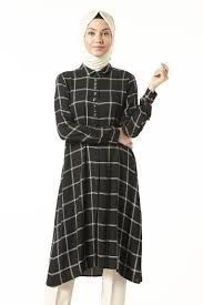 Armine Tesettur Ekose Tunik Modelleri Moda Tesettur Giyim Moda Stilleri Moda Islami Moda
