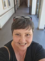 Not by the hair of my chinny chin chins😅😁.