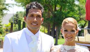 La presentadora de telecinco adriana abenia, a su llegada a la boda de tamara gorro y ezequiel garay en alcalá de henares, madrid. El Estilismo De Tamara Gorro En Su Boda