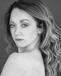 DANI LOEWEN (@daniloewenchoreography) • Instagram photos and videos