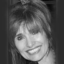 Linda Dion's Instagram, Twitter & Facebook