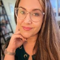 Veronica Botelho's Instagram, Twitter & Facebook