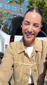 Ya casi es mi cumpleaños y me encontré estas fotos en mi teléfono 🤪🤪🤪  Soy igualita a???? #gabyespino #cumpleaños #photos #flashback #reinventarse  #recordaresvolveravivir