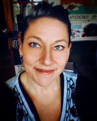 Jacinda Jackson's Instagram, Twitter & Facebook