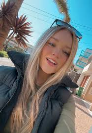 emmajhenson (@emmajhenson)’s videos with Dirty Cash (Money Talks)