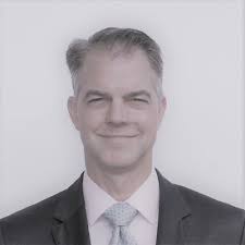 Thought experiment: if 50% of iBuyer purchases are priced "above market"  (because pricing real estate is hard), a homeowner that gets offers from  three different iBuyers has an 87.5% chance of an… |