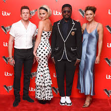 Découvrez les prestations de toutes les saisons the voice kids france et revivez l'aventure sur la chaîne youtube ! Who Are The Voice Kids 2018 Judges Meet Will I Am Pixie Lott And Danny Jones
