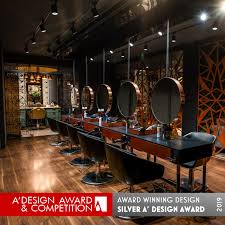 Hair designers and nails | we are a beauty & salon boutique that offers the latest trends and exclusive products! Hairlines Hair Salon