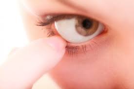Stechen Im Auge Ursachen Behandlung Hilfe Medlexi De