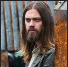 What character is loved by many fans but you just don't get it? :  r/thewalkingdead