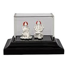 26,342 results for silver wedding gift. Wedding Presents Are Should Be Unique Usable And Rememberable While Most Of The People Gift The Envelope Filled Silver Gifts Silver Wedding Gifts Pure Silver