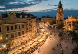 Over 25% of the population here are students, which has led to krakow becoming a hub for cheap food, cheap booze, and abundant bars and clubs. Novotel Krakow Centrum Ab 60 Hotels In Krakau Kayak