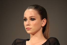 M.A.C Technique Seminar + WIN One Of Two MAC Makeup Lessons Valued At $150  Each...