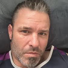 Happy 18th wedding anniversary Darren McFarlane. Remember when we kissed in  Covent Garden next to a pile of rubbish and you had heaps of hair and I  still hadn't gone to the