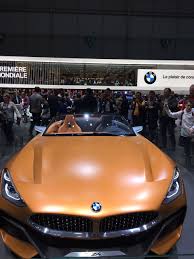 Zu sehen ist ein umriss. Coole Autos Steemit