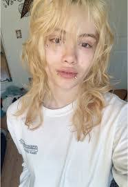 Kassandra Stone's Instagram, Twitter & Facebook