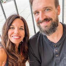 Sarah Blount's Instagram, Twitter & Facebook