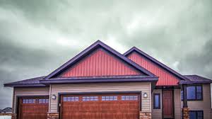 Is a locally owned and managed company located in rochester, mn specializing in custom home building, residential and commercial roofing, siding and windows. Best 15 Custom Home Builders In Rochester Mn Houzz