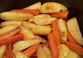 Carotte Pomme De Terre Rissolees Au Cookeo De Chantaltrht Cookpad Recettes De Cuisine Pomme De Terre Rissolee Recette Pomme De Terre