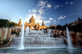 10 Amazing Pictures Of Mainland Spain Barcelona Travel Magic Fountain Perfect Itinerary