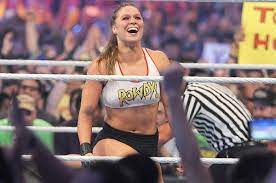 全米騒然の女子プロレスラー来日！ロンダ・ラウジー、WWEでの偉業。（3／3） - プロレス - Number Web - ナンバー