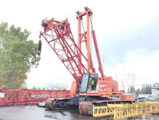 Manitowoc 777 Crawler Crane