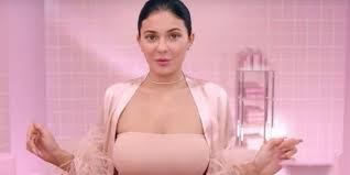 23,577,573 likes · 1,619,209 talking about this. Kylie Jenner Goes Au Natural To Sell Her Summer Edition Of Kylie Skin Happy Lifestyle Inc