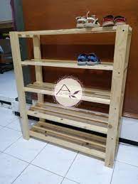 29 gambar rak kayu palet dari kayu bekas informasi model rak bunga dan tanaman hias bisa terbuat dari bahan apa saja biasanya yang paling kumpulan kerajinan dari kardus bekas rak buku. Rak Kayu 5 Susun Jati Belanda Rak Sepatu Boneka Buku Dekorasi Hiasan Rumah Shopee Indonesia