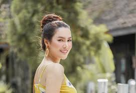 A themed party is probably the only place that you would get away with a style as if you are looking for a cool party hairstyle that is a little more original, then this is the look for you. Top Bun With Braid How To Create This Hairstyle For Parties