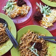 Pernah dengar mee besen original melaka, malaysia? Kopi Siam 129 Dah Cuba Mee Bodoh Hassan Lokasi Mee Bodoh Hassan Melaka Shamakemaros Instagram Facebook