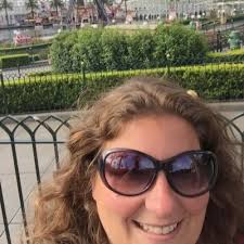 Kristi Ford (@kfordlve)