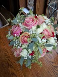 Greensboro, nc florists are most often booked this day of the week. Keepsake Bouquets Floral Design Creates Beautiful Wedding Floral Arrangements