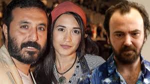 Kurtlar vadisi dizisinde canlandırdığı 'muro' karakteriyle hafızalara kazınan mustafa üstündağ 2010 yılında oyuncu ecem özkaya ile nikah masasına oturmuştu. Usf1p7qra3qfjm