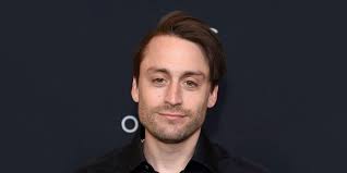 Macaulay culkin is an american actor, musician, and web host. Macaulay Culkin S Brother Shane Culkin Siblings Net Worth