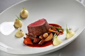Beef Tenderloin With Red Wine Sauce And Vegetables Essen Und Trinken Rezepte Essen