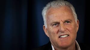 Tijdens de presentatie geven ilse milot, jan wijnen. Ko6lz1kgu8m1zm