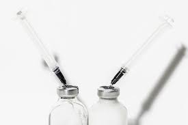 The injections usually contain a corticosteroid medication and a local anesthetic. When Should You Get A Cortisone Shot Into The Gloss