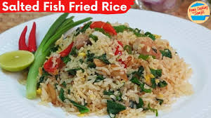Nasi goreng yang umumnya menggunakan varian ayam, ati ampela atau daging sapi kini dapat anda coba di rumah dengan bahan ikan. Salted Fish Fried Rice Nasi Goreng Ikan Masin Youtube