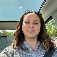 Loren Lambright's Instagram, Twitter & Facebook