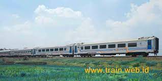Jadwal ka solo semarang dan semarang solo ekonomi ac hanya melayani satu kali keberagnkatan dalam sehari. Jawdal Dan Harga Tiket Ka Brantas Terbaru 2021 Infonya Kereta Api