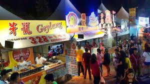 Aside from food, patrons of the festival would also get to buy other things ranging from electrical goods the festival which started on the 29st of july will go on until 21st august 2016. Kuching Food Fair A Bewildering Array Of Food And Drinks To Try