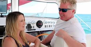 Topless Under Sail & The Green Flash Lazy Gecko Sailing VLOG 78 - video  Dailymotion