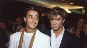 U.k.) were an english pop duo consisting of george michael and andrew ridgeley, formed in bushey in 1981. Kunci Chord Gitar Dan Lirik Lagu Last Christmas Wham Last Christmas I Gave You My Heart Tribun Wow