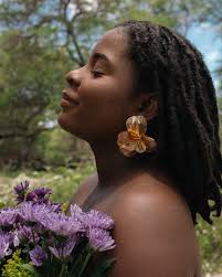 April Lawrence (@aprilameliaphoto) • Instagram photos and videos