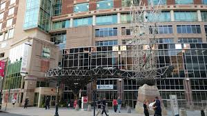 Wills Eye Hospital On Walnut Street Near Its Intersection With 10th Street In Downtown Philadelphia Affili Downtown Philadelphia Jefferson University Pictures