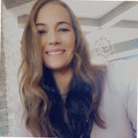 Casey Squires's Instagram, Twitter & Facebook