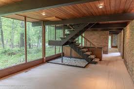4920 Country Dr Okemos Mi 48864 Mls 222156 Zillow Mid Century Modern House Home Mid Century Interior