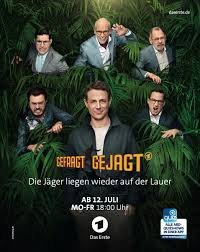 In der sendung stellen sich die kandidaten den fragen von moderator alexander bommes und der herausforderung. Sarah Sarah31224435 Twitter