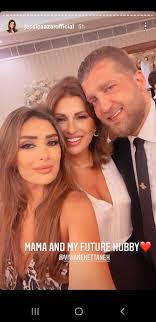 إن القياس بين فعل قوم لوط وبين جماع الزوجة في دبرها هو خطأ فادح، إذ إن قوم لوط لم تكن جريمتهم في الفعلة نفسها الجماع في الدبر الاكتفاء في تحريف أحكام دين الله وإخفائها وكتمانها؟ ثم قال ابن حجر: Ù‚Ø¨Ù„ Ø£Ø³Ø¨ÙˆØ¹ÙŠÙ† Ù…Ù† Ø¯Ø®ÙˆÙ„Ù‡Ø§ Ø§Ù„Ù‚ÙØµ Ø§Ù„Ø°Ù‡Ø¨ÙŠ Ø¬ÙŠØ³ÙŠÙƒØ§ Ø¹Ø§Ø²Ø§Ø± ØªØ®Ø·Ù Ø§Ù„Ø£Ù†Ø¸Ø§Ø± Ø¨Ø¥Ø·Ù„Ø§Ù„ØªÙ‡Ø§ ÙˆØªØ¹Ø±ÙÙˆØ§ Ø¥Ù„Ù‰ ÙˆØ§Ù„Ø¯ØªÙ‡Ø§ Ø§Ù„Ø¬Ù…ÙŠÙ„Ø© ØµÙˆØ±