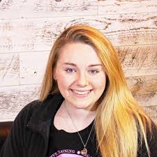 Alicia Dick's Instagram, Twitter & Facebook